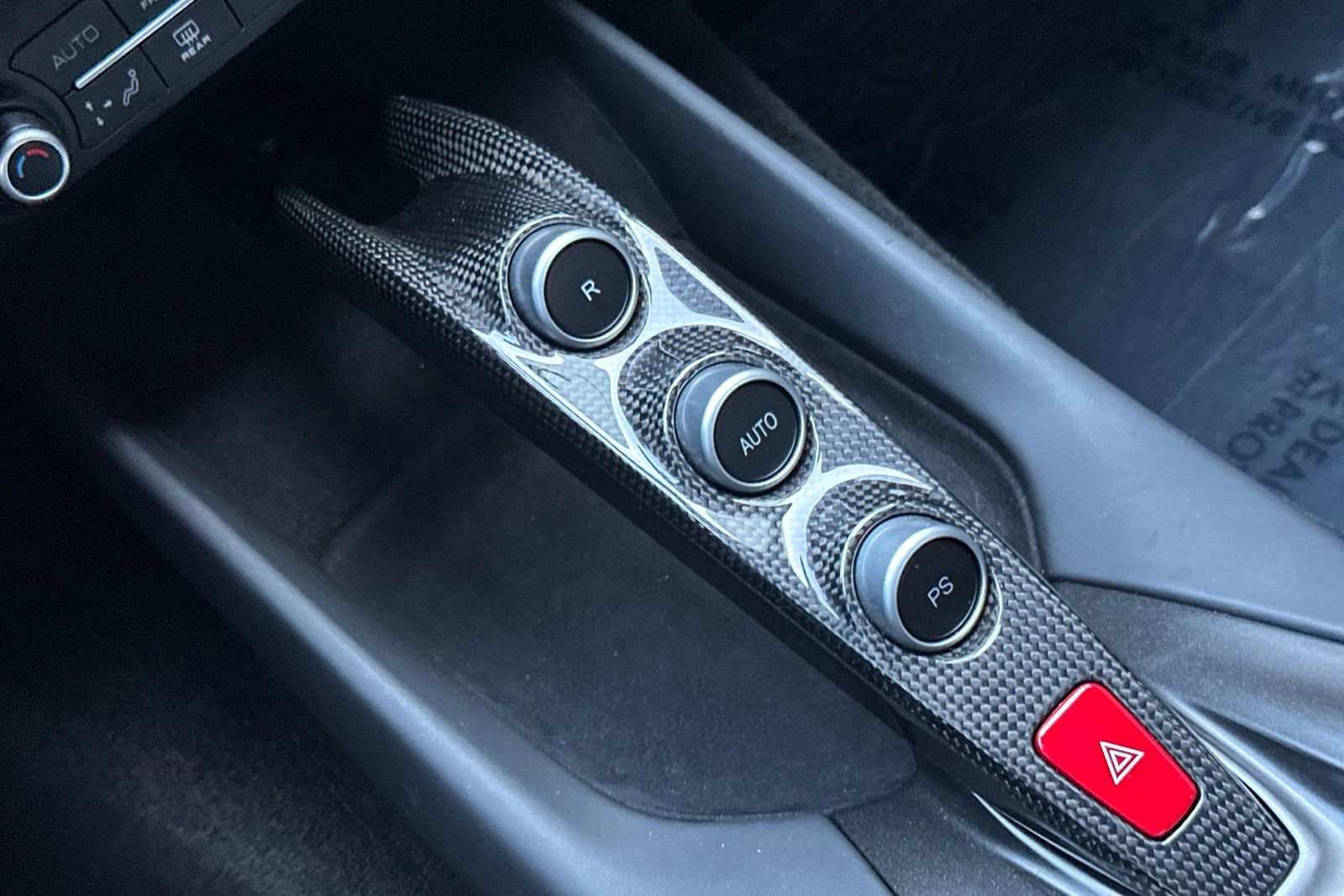 Used 2018 Ferrari 812 Superfast RWD image 26