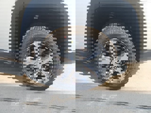 New 2025 Jeep Grand Cherokee L Limited w/ Trailer Tow Package image 31