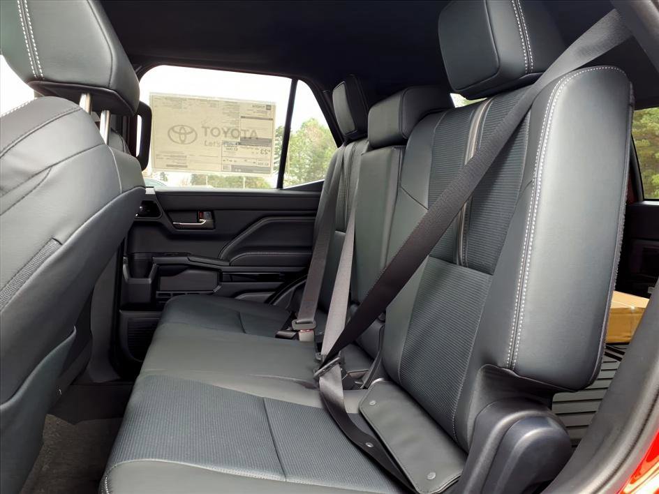 New 2025 Toyota 4Runner Limited image 8