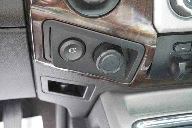 Used 2016 Ford F350 Platinum w/ FX4 Off-Road Package image 24