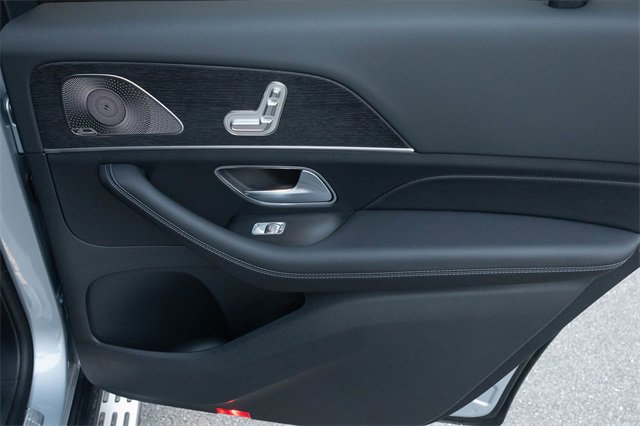 New 2026 Mercedes-Benz GLS 450 4MATIC image 16