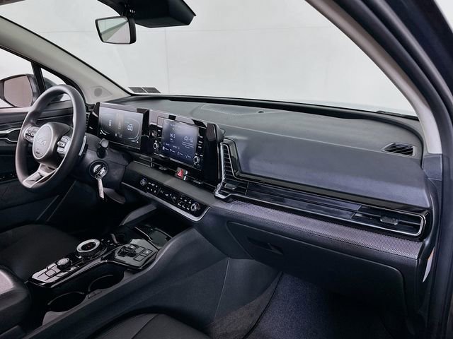 Used 2024 Kia Sportage LX image 22