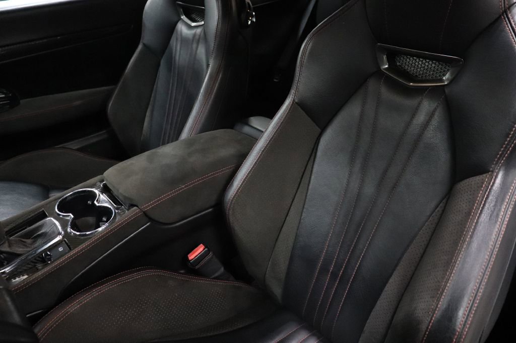 Used 2017 Maserati GranTurismo MC image 11