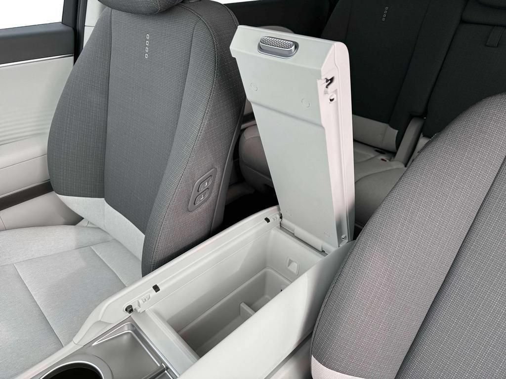 New 2026 Hyundai Ioniq 9 SE AWD/4WD image 75