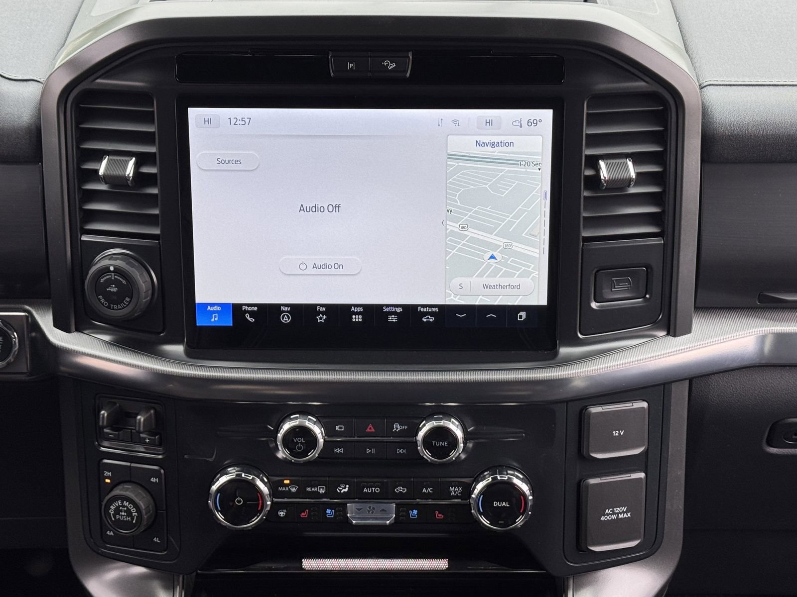 Used 2025 Ford F150 Lariat w/ Equipment Group 501A Mid image 19