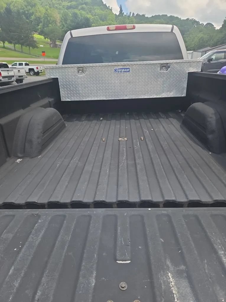Used 2007 Chevrolet Silverado 2500 LT w/ Heavy-Duty Power Package AWD/4WD image 13