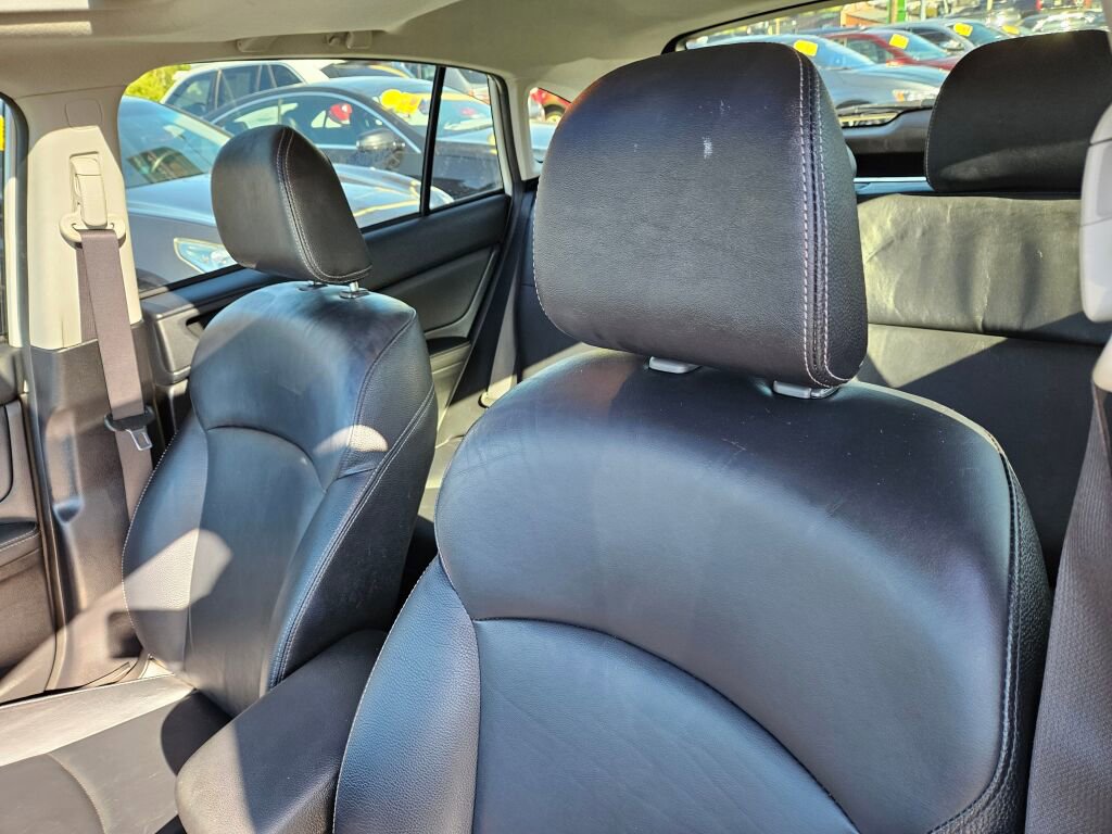 Used 2015 Subaru Impreza 2.0i Sport Limited image 11