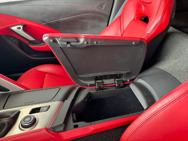 Used 2016 Chevrolet Corvette Stingray Coupe w/ 3LT Preferred Equipment Group RWD image 21