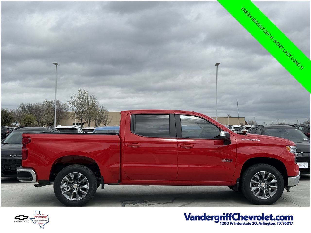 New 2026 Chevrolet Silverado 1500 LT w/ Texas Edition Plus RWD image 3