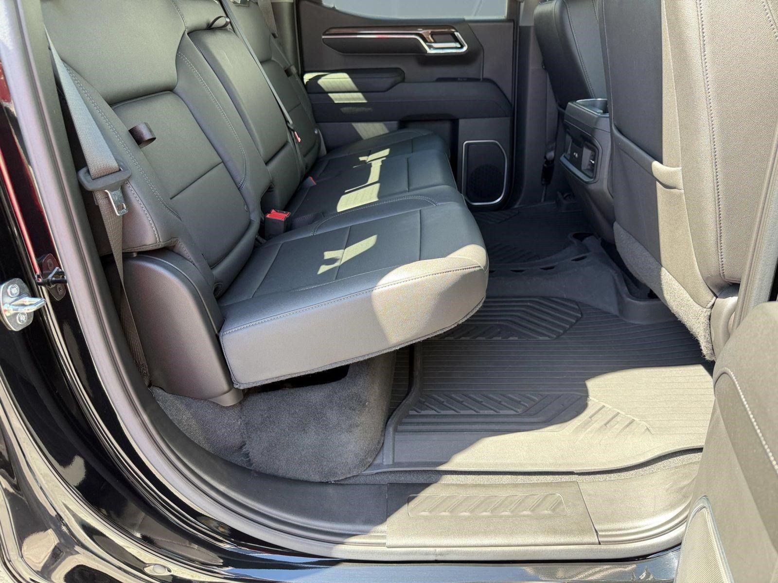 Used 2023 Chevrolet Silverado 1500 RST AWD/4WD image 29