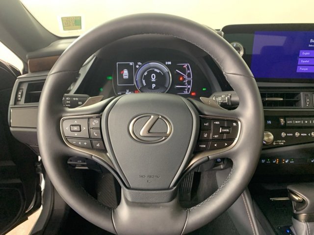 Used 2025 Lexus ES 300h w/ Premium Package image 7