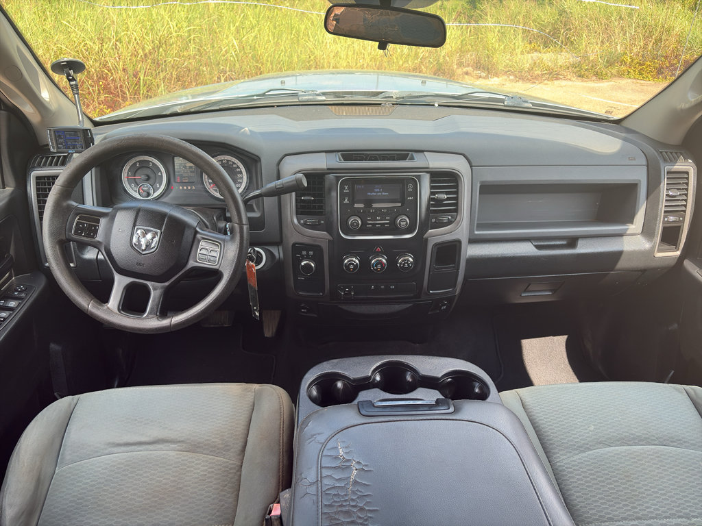 Used 2014 RAM 2500 Tradesman w/ Chrome Appearance Group AWD/4WD image 9