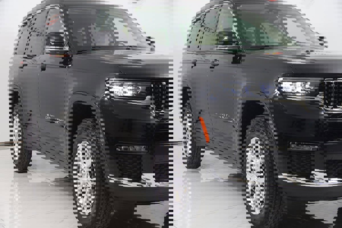 Used 2022 Jeep Grand Cherokee L Limited image 55