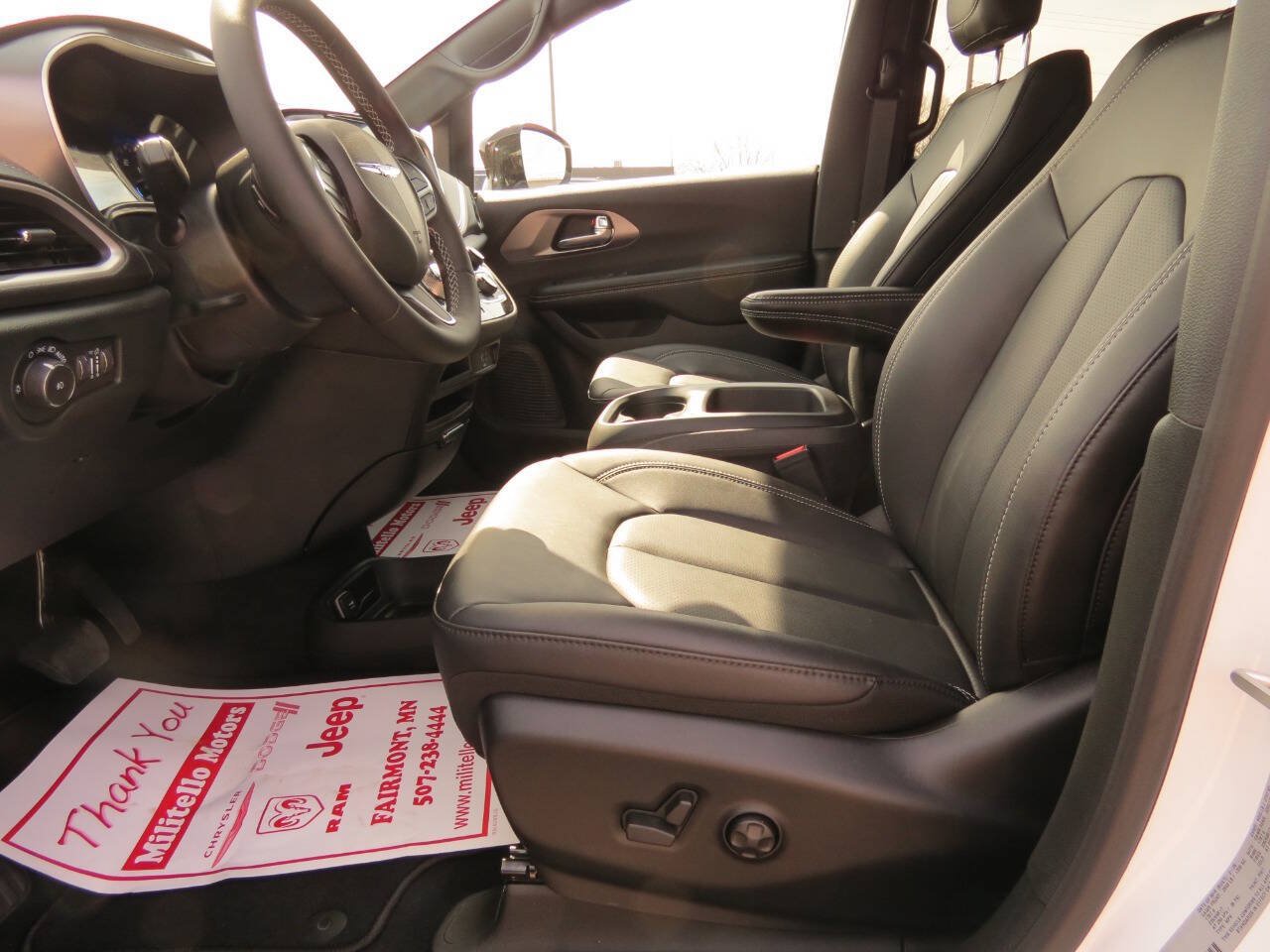 New 2026 Chrysler Voyager LX FWD image 6