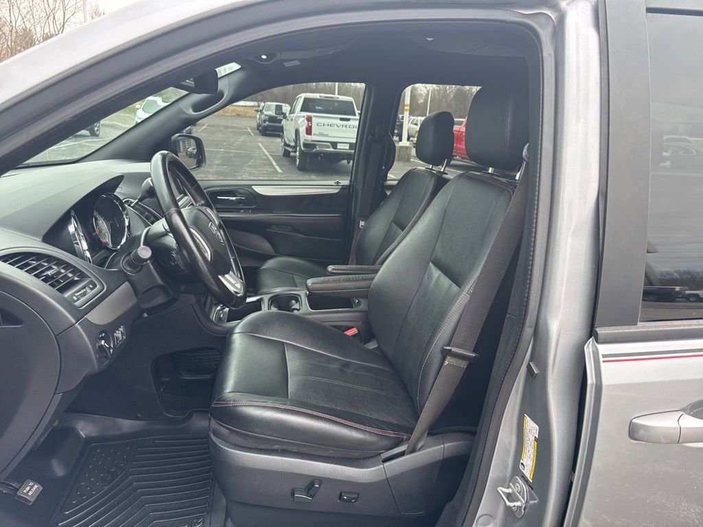 Used 2020 Dodge Grand Caravan GT image 13