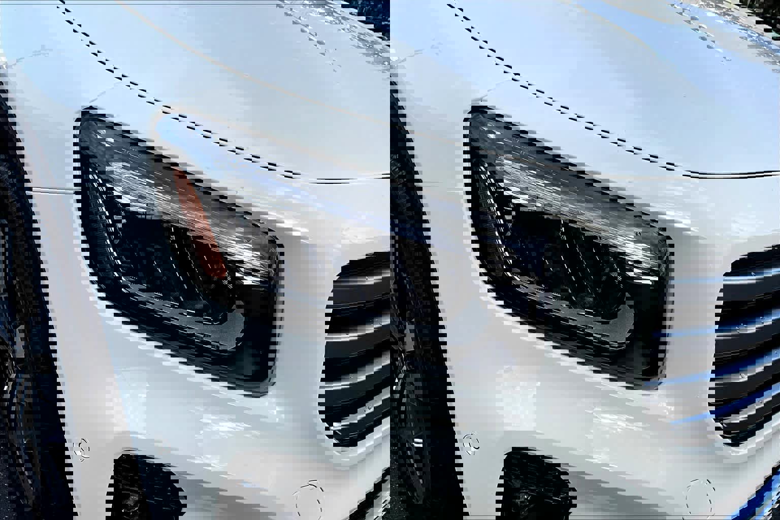 Used 2025 Mercedes-Benz GLB 250 image 13