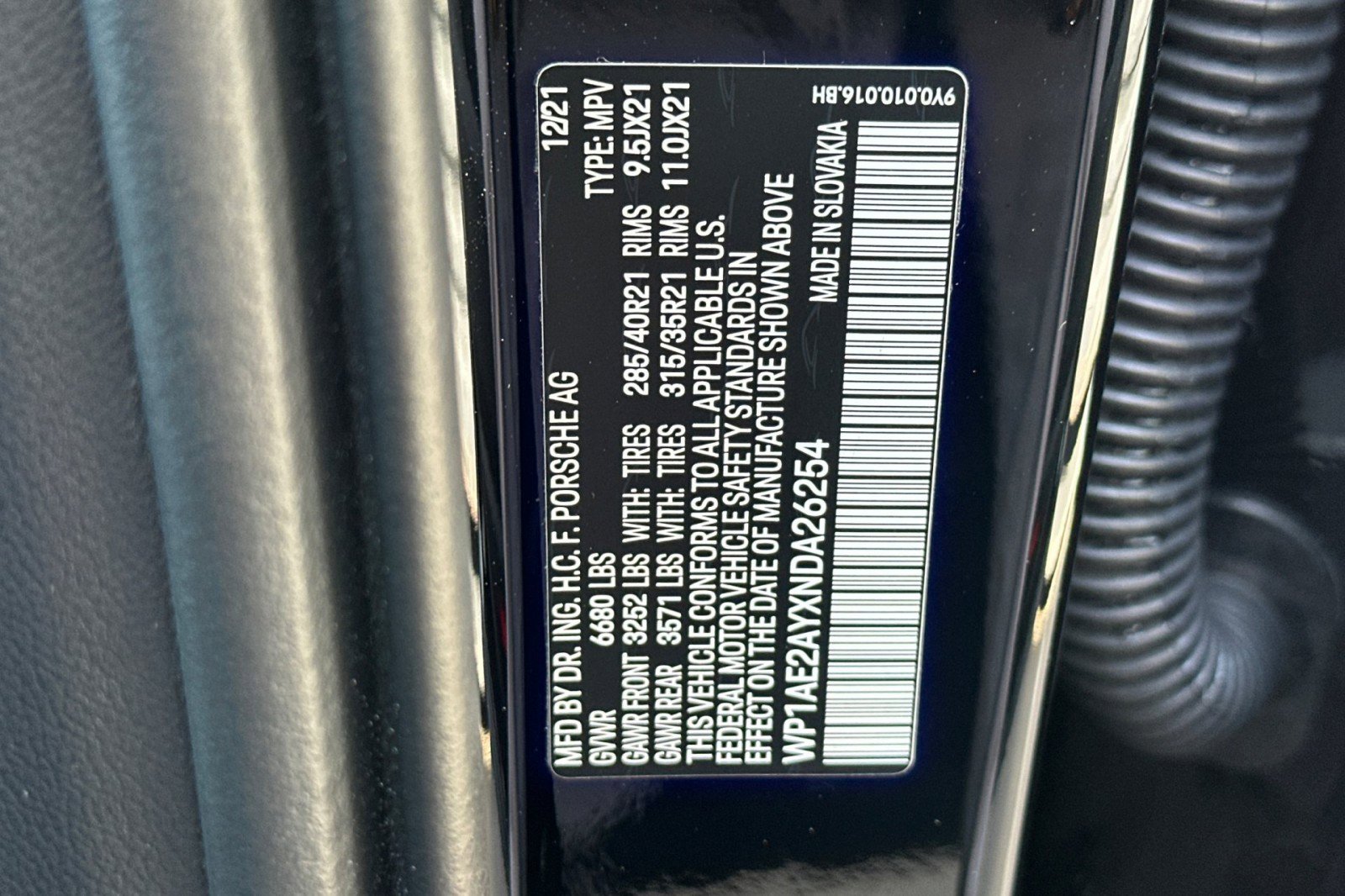 Certified 2022 Porsche Cayenne E-Hybrid image 29