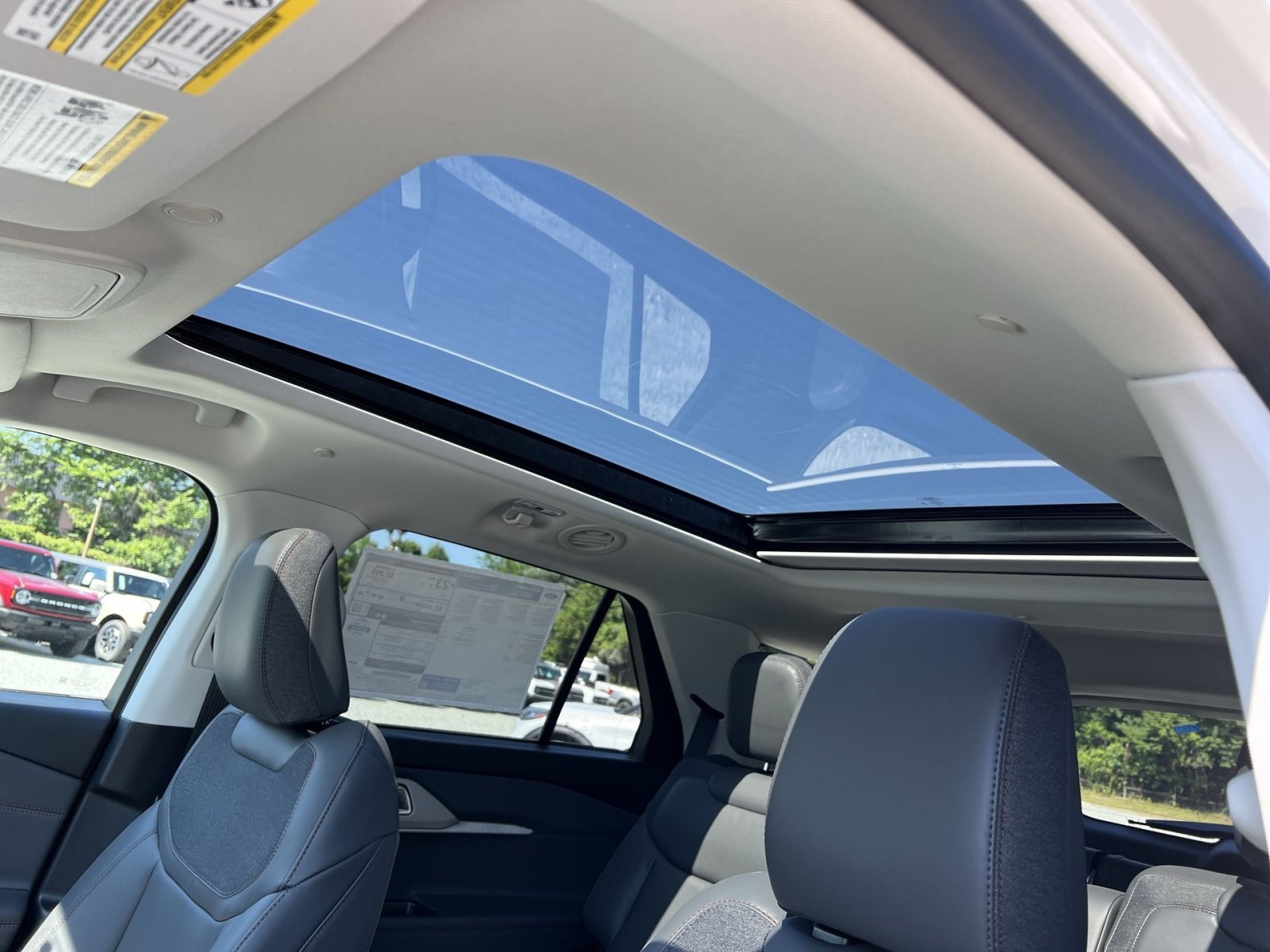 New 2026 Ford Explorer Active w/ Active Comfort Package AWD/4WD image 23