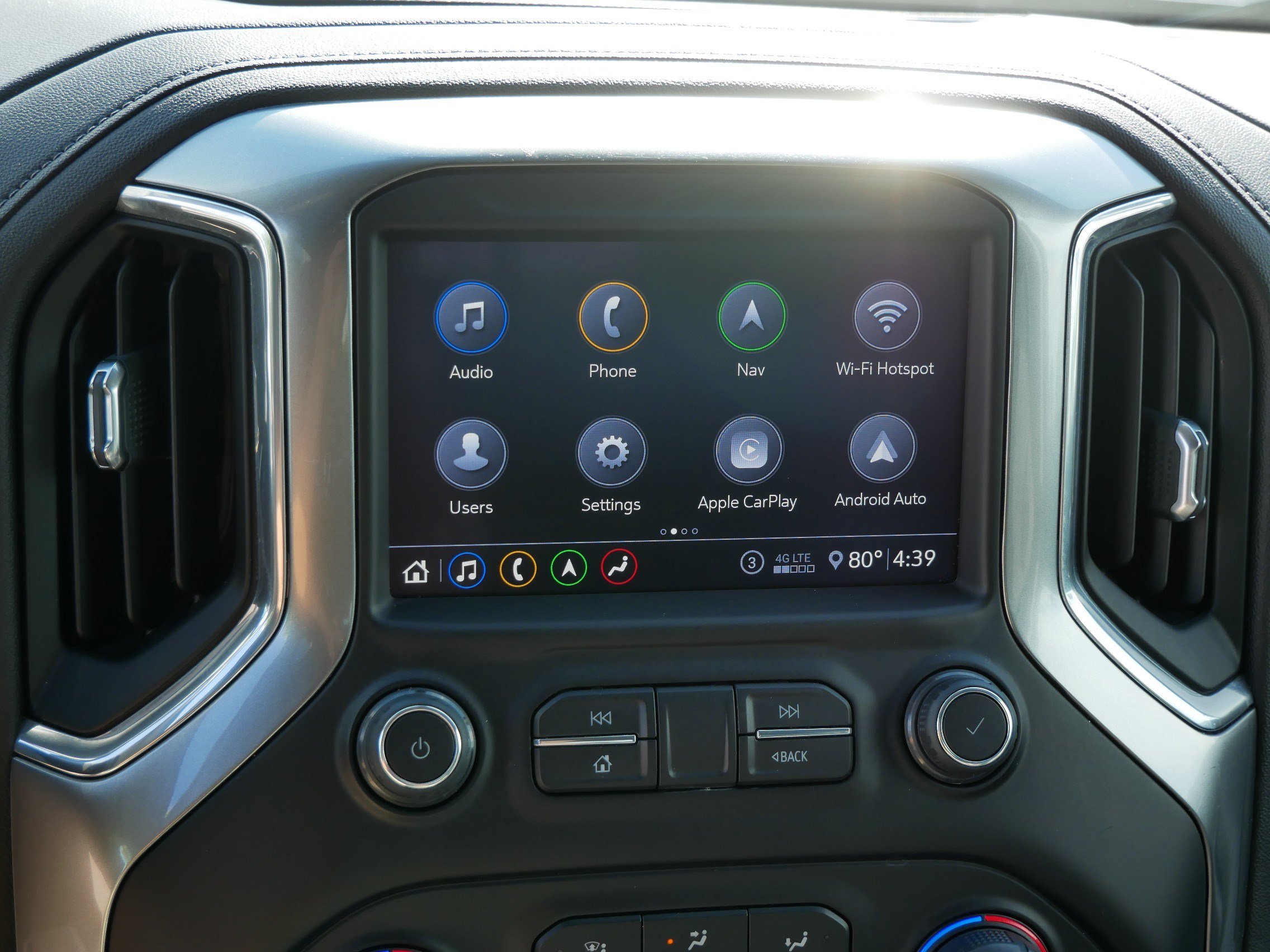 Used 2020 Chevrolet Silverado 1500 LTZ w/ LTZ Plus Package AWD/4WD image 22