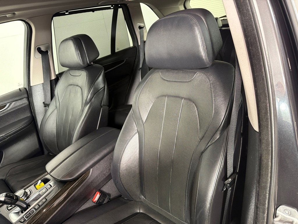 Used 2014 BMW X5 xDrive35d image 12