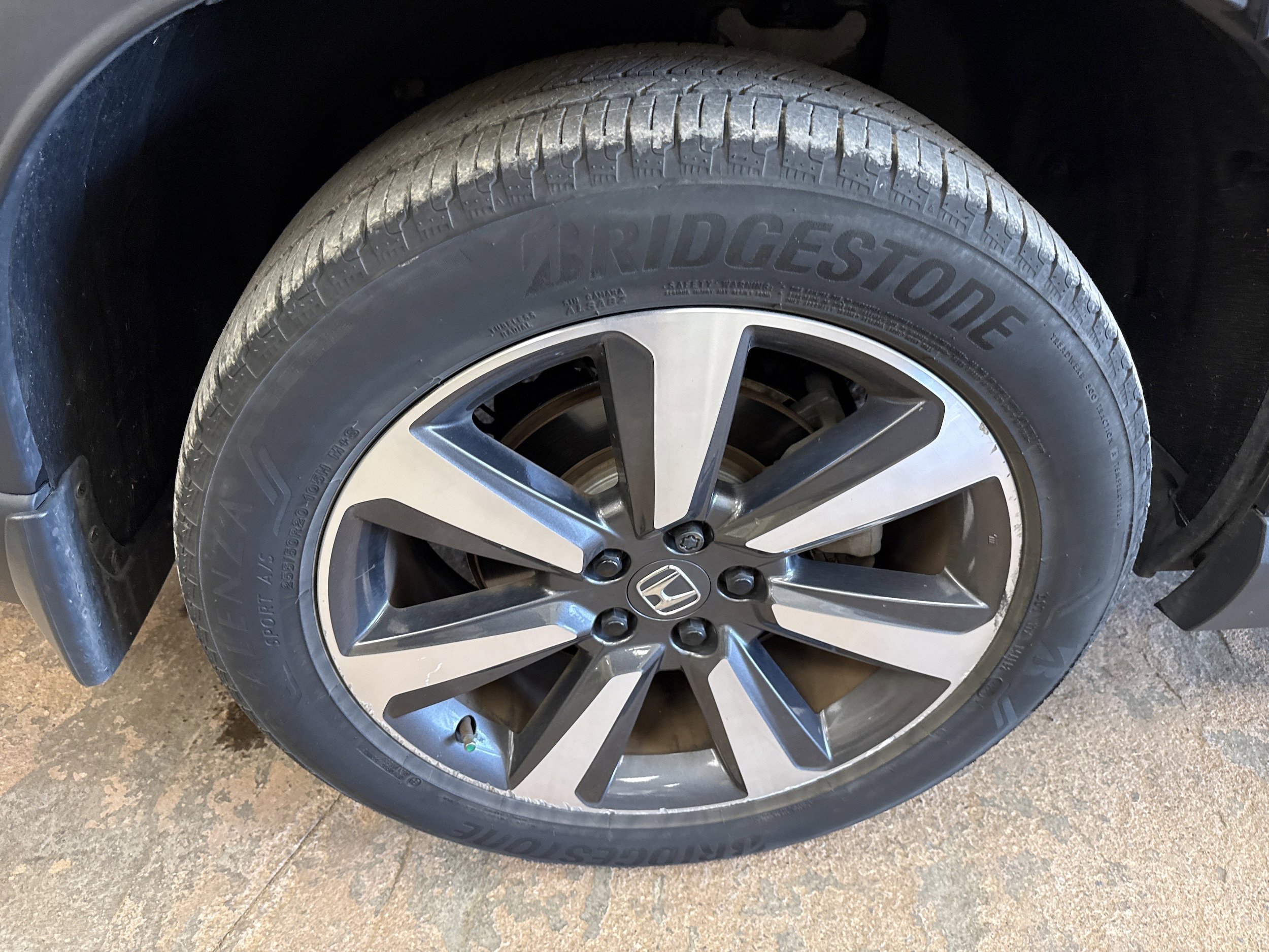 Used 2024 Honda Pilot Touring image 15