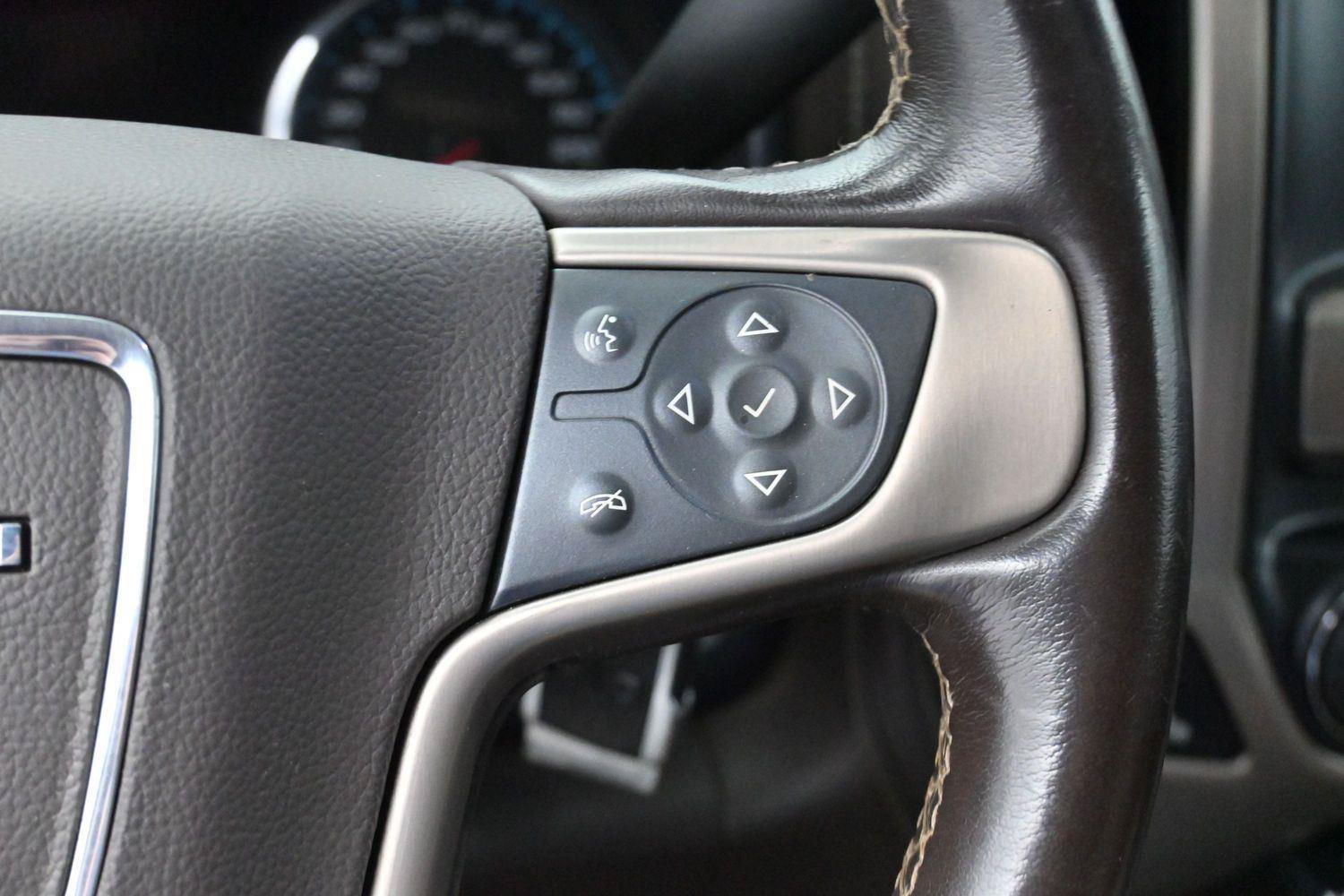 Used 2019 GMC Sierra 2500 Denali w/ Duramax Plus Package AWD/4WD image 18