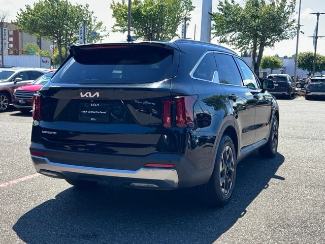 Certified 2024 Kia Sorento S FWD image 9