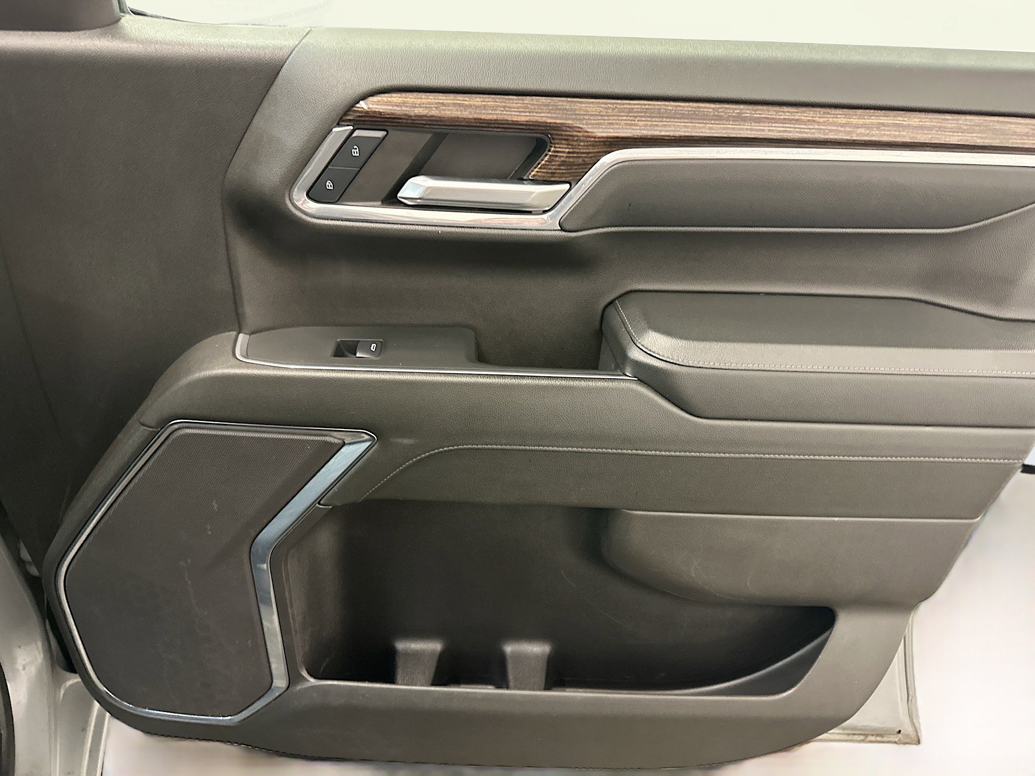 Used 2024 GMC Sierra 1500 SLE image 33