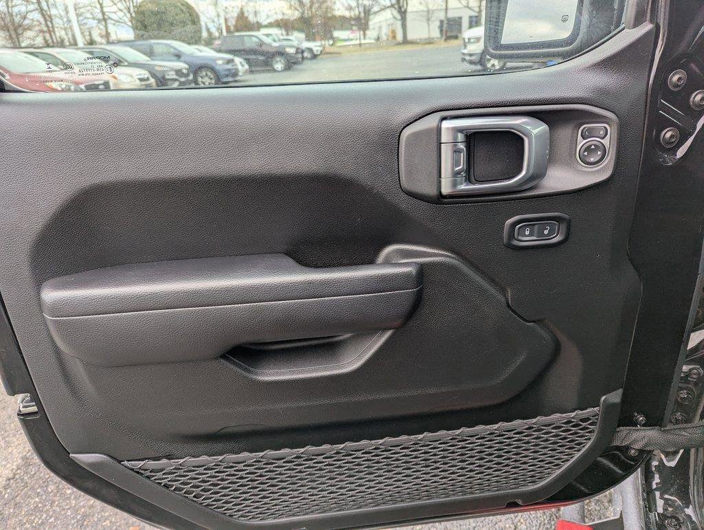 Used 2023 Jeep Wrangler Unlimited Rubicon image 20