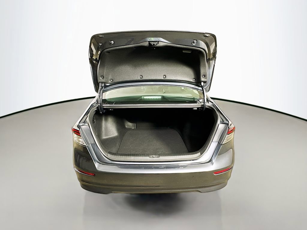 Used 2025 Honda Accord SE image 30