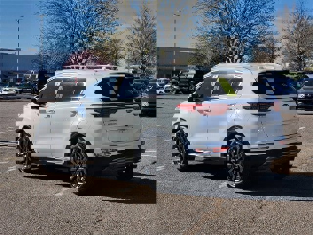 Used 2018 Kia Sportage EX w/ EX Sport Appearance Package image 3