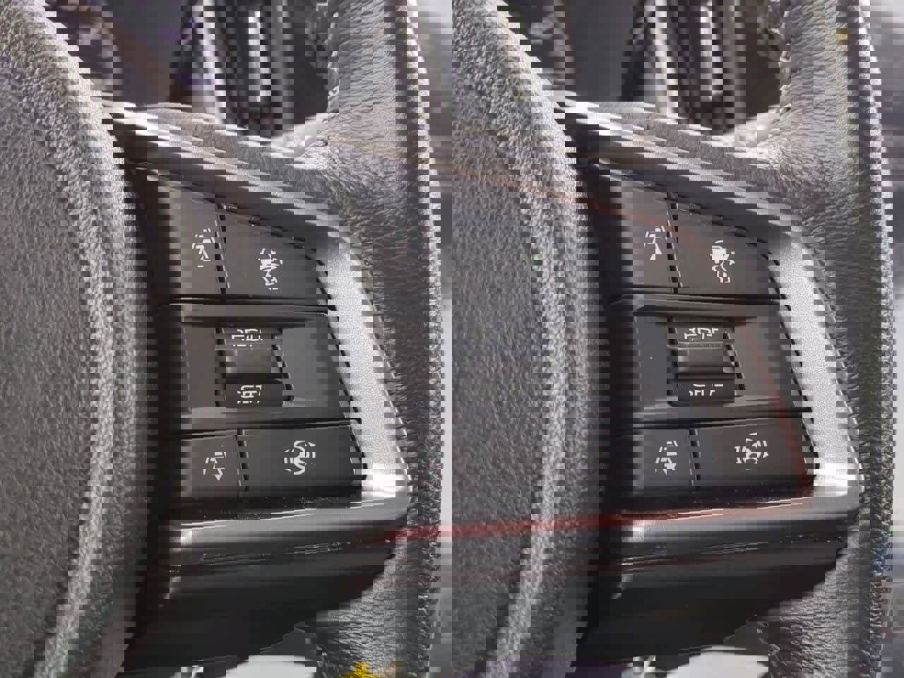 Used 2023 Subaru Outback Premium image 24