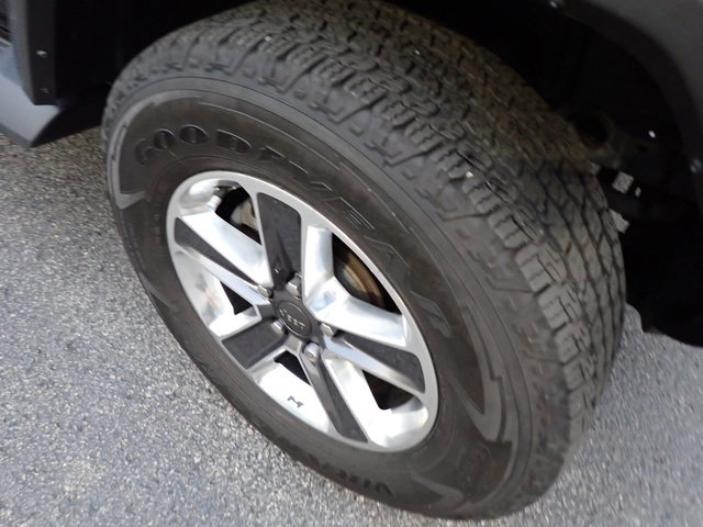 Used 2021 Jeep Wrangler Unlimited Sahara w/ Cold Weather Group image 11