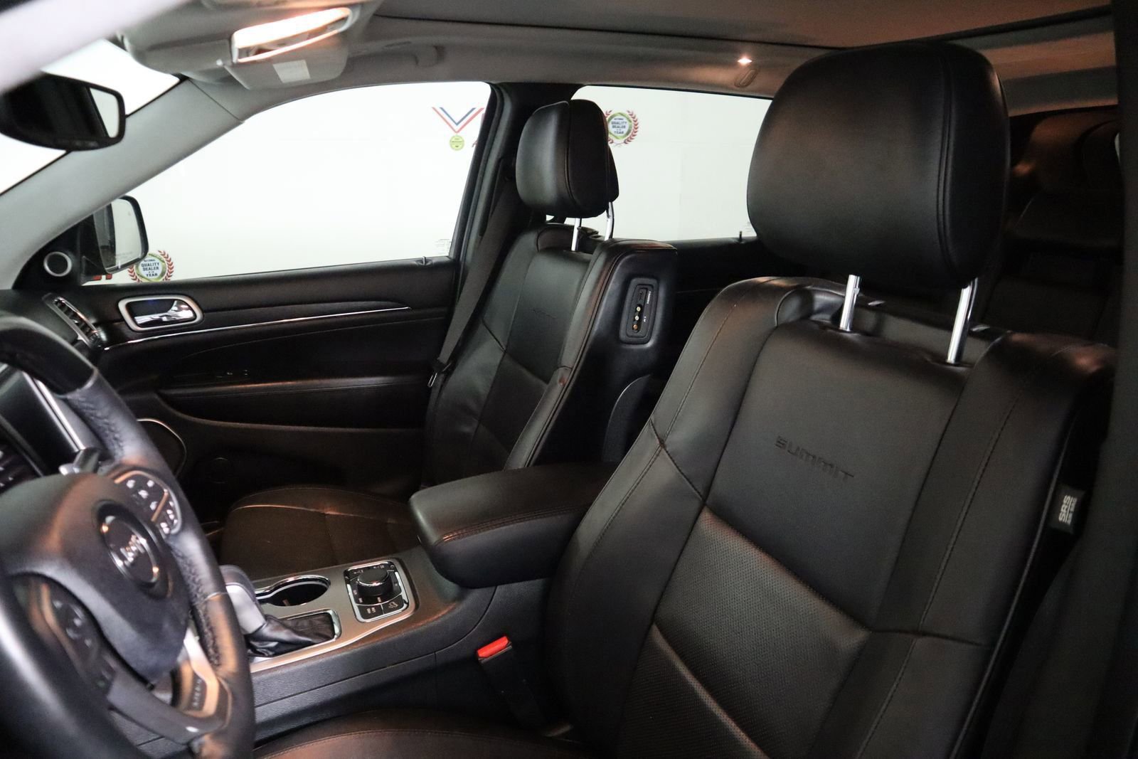 Used 2017 Jeep Grand Cherokee Summit AWD/4WD image 20