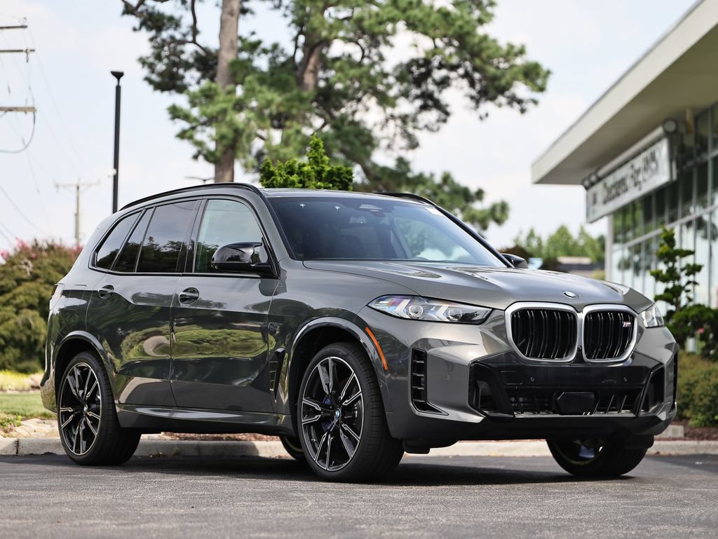 New 2026 BMW X5 M60i w/ Climate Comfort Package