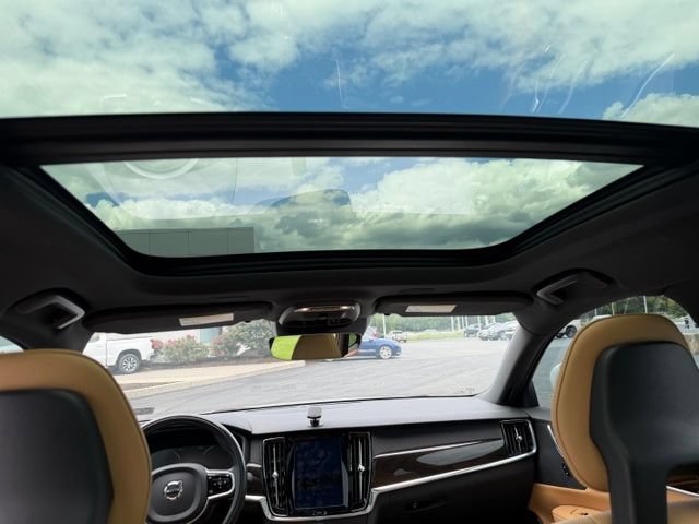 Used 2018 Volvo S90 T5 Momentum w/ Momentum Plus Package AWD/4WD image 14