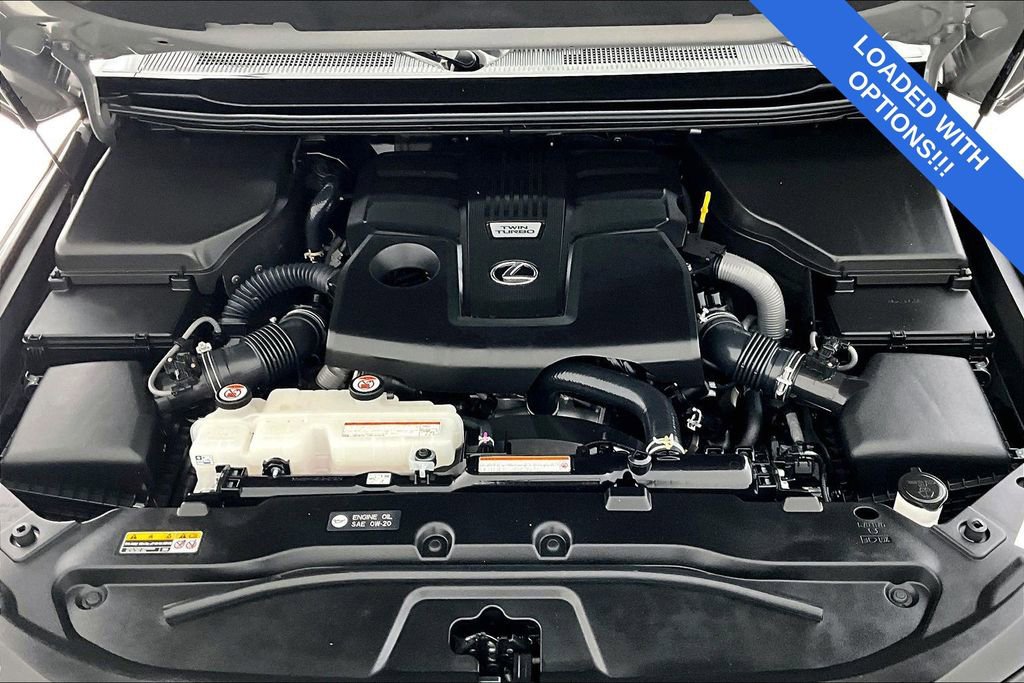 Used 2025 Lexus GX 550 image 12
