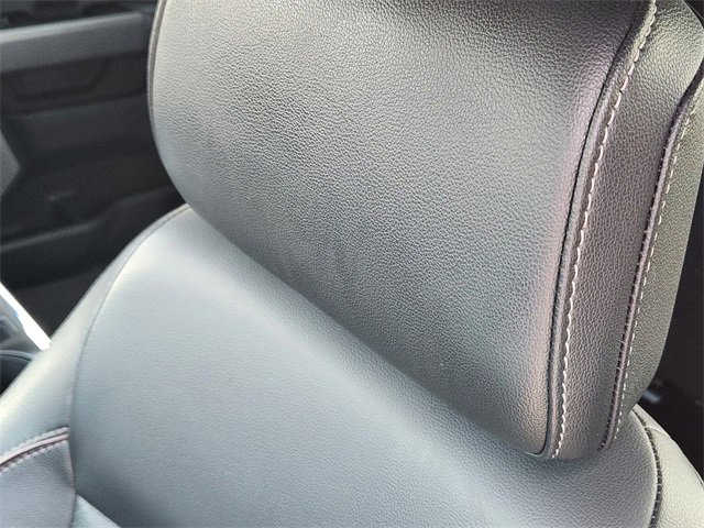 Used 2023 Ford F150 Lariat w/ Trailer Tow Package image 15