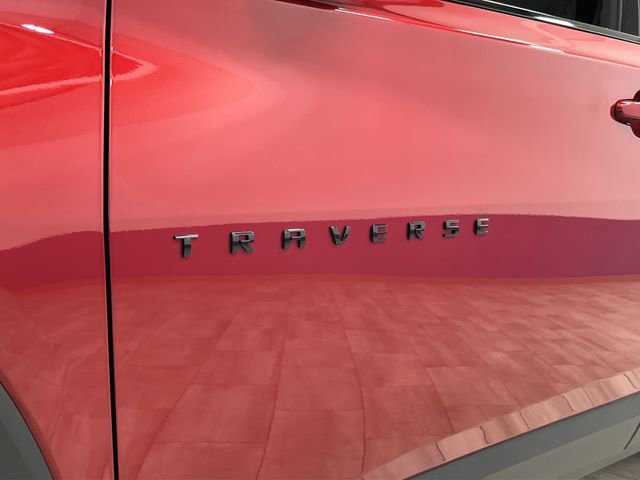 Used 2023 Chevrolet Traverse RS image 40