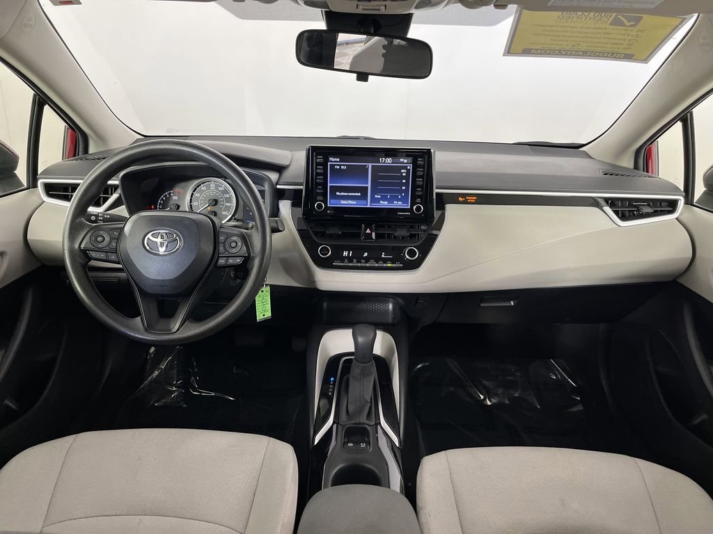 Used 2022 Toyota Corolla LE image 18