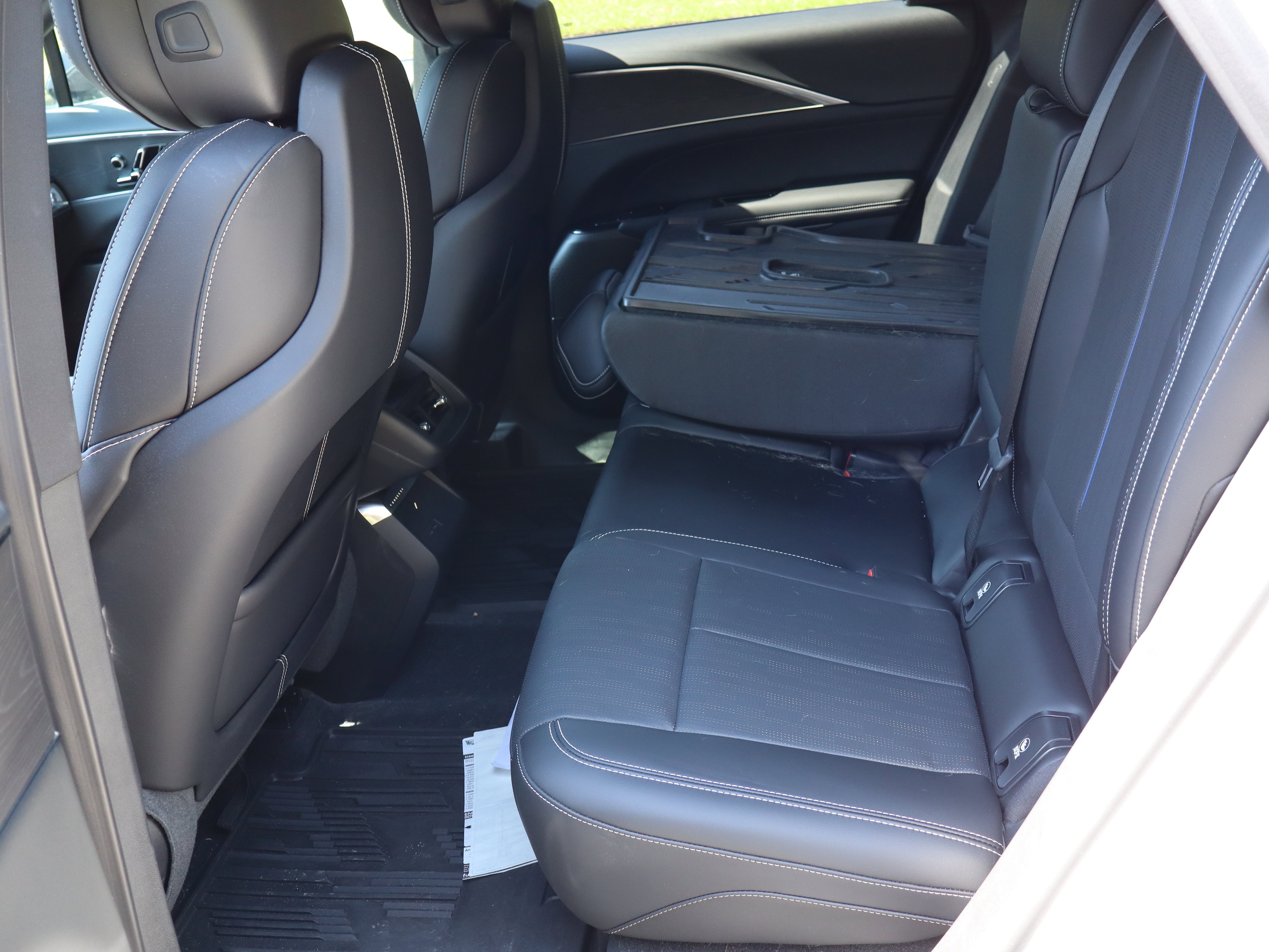 Used 2024 Cadillac Lyriq Luxury RWD image 43