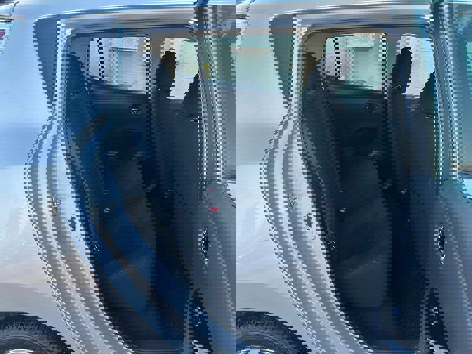 Used 2016 Nissan Leaf SV image 31