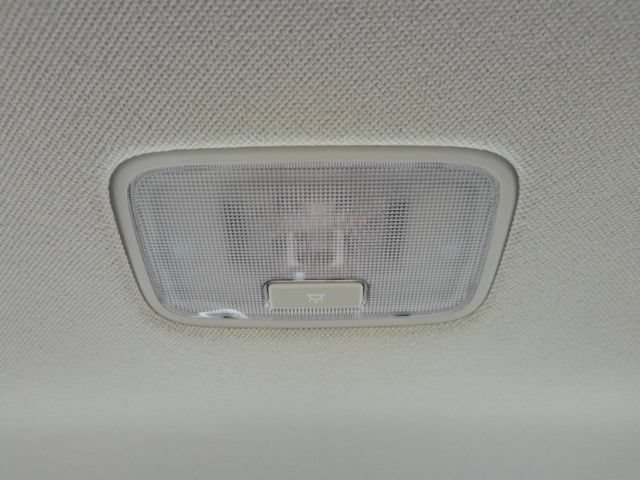 Used 2026 Hyundai Elantra Hybrid FWD image 26