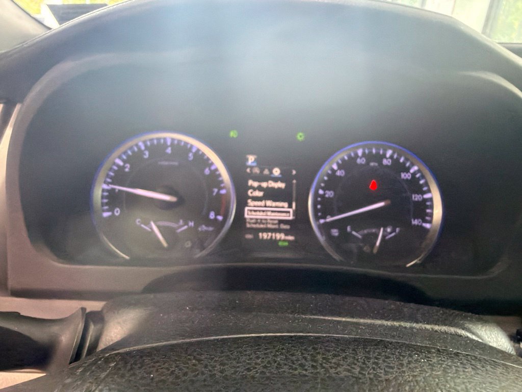 Used 2019 Toyota Highlander XLE AWD/4WD image 19