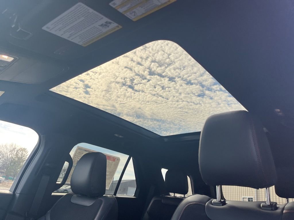 New 2026 Ford Explorer ST w/ Sun And Sound Package image 11