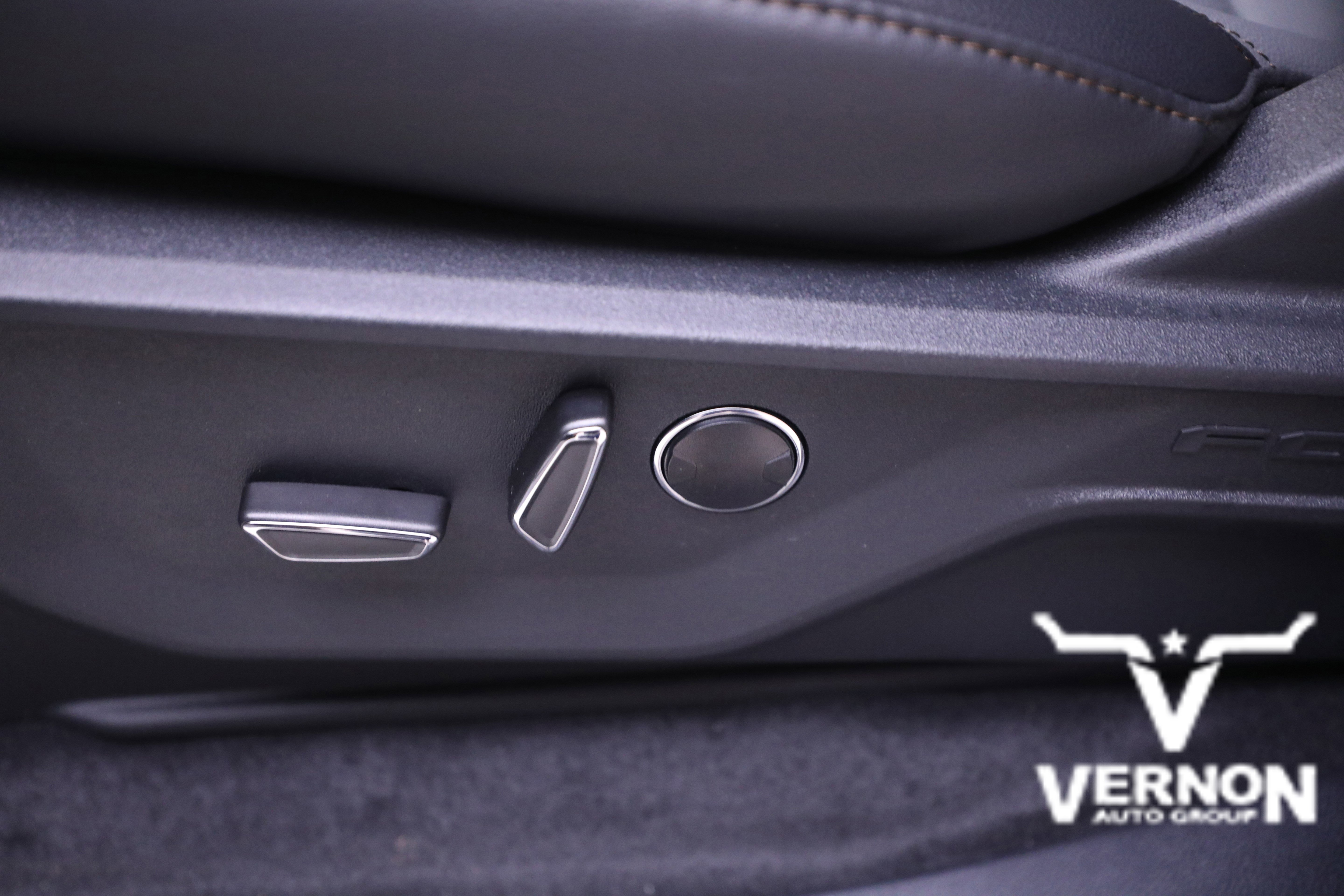 New 2025 Ford F150 Lightning Lariat image 15