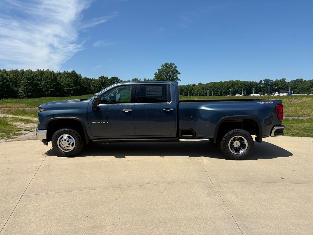 New 2026 Chevrolet Silverado 3500 LTZ w/ LTZ Plus Package AWD/4WD image 6