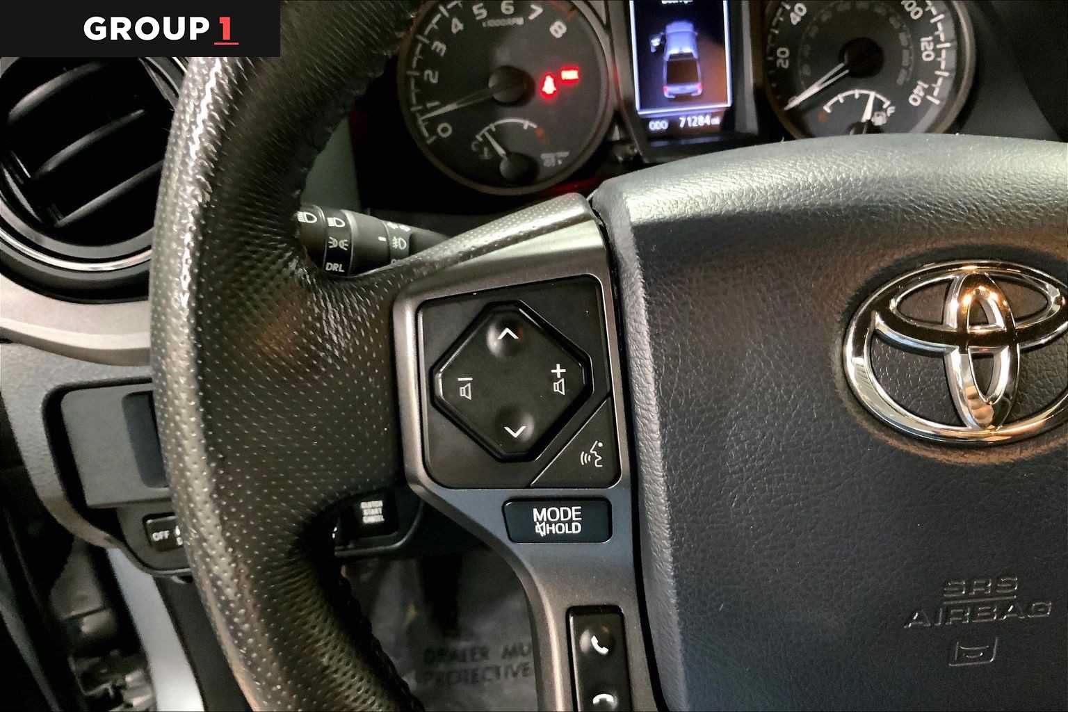 Certified 2017 Toyota Tacoma TRD Off-Road w/ Tow Package AWD/4WD image 23
