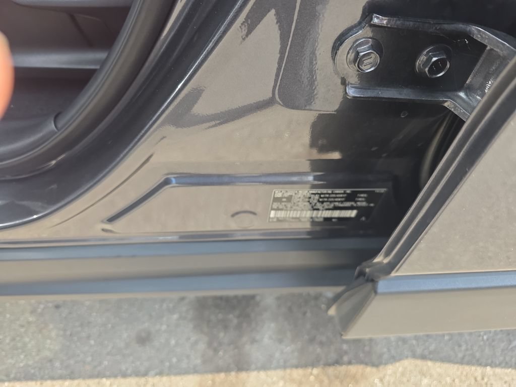 Used 2021 Toyota RAV4 LE w/ Carpet Mat Package (TMS) FWD image 27