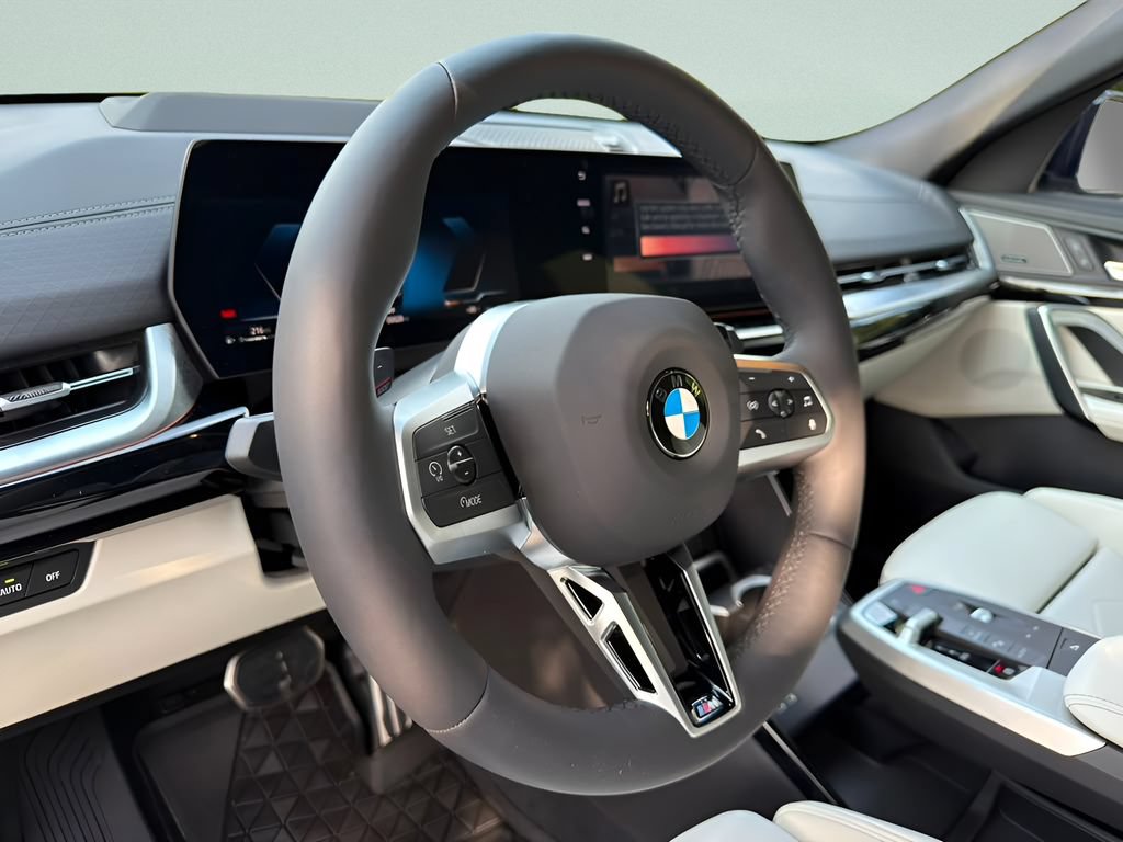 New 2026 BMW X2 xDrive28i AWD/4WD image 13